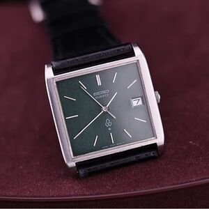 1976 Seiko “Emerald Green TV” Men’s Watch
Reference Number: 4122-5000